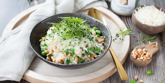 Erbsen-Risotto mit Zedernussmus